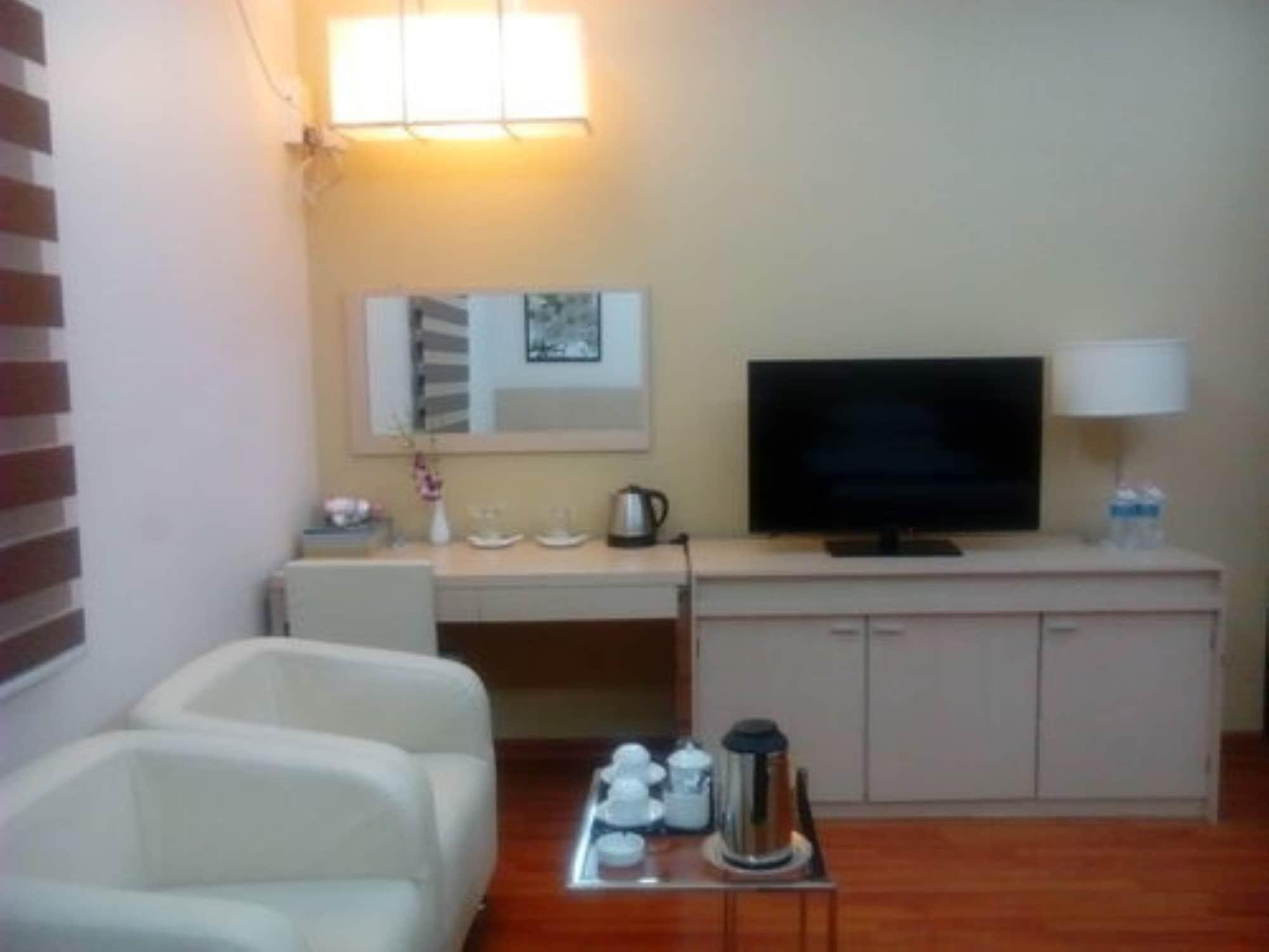 Hotel 7 Mile Yangon Esterno foto